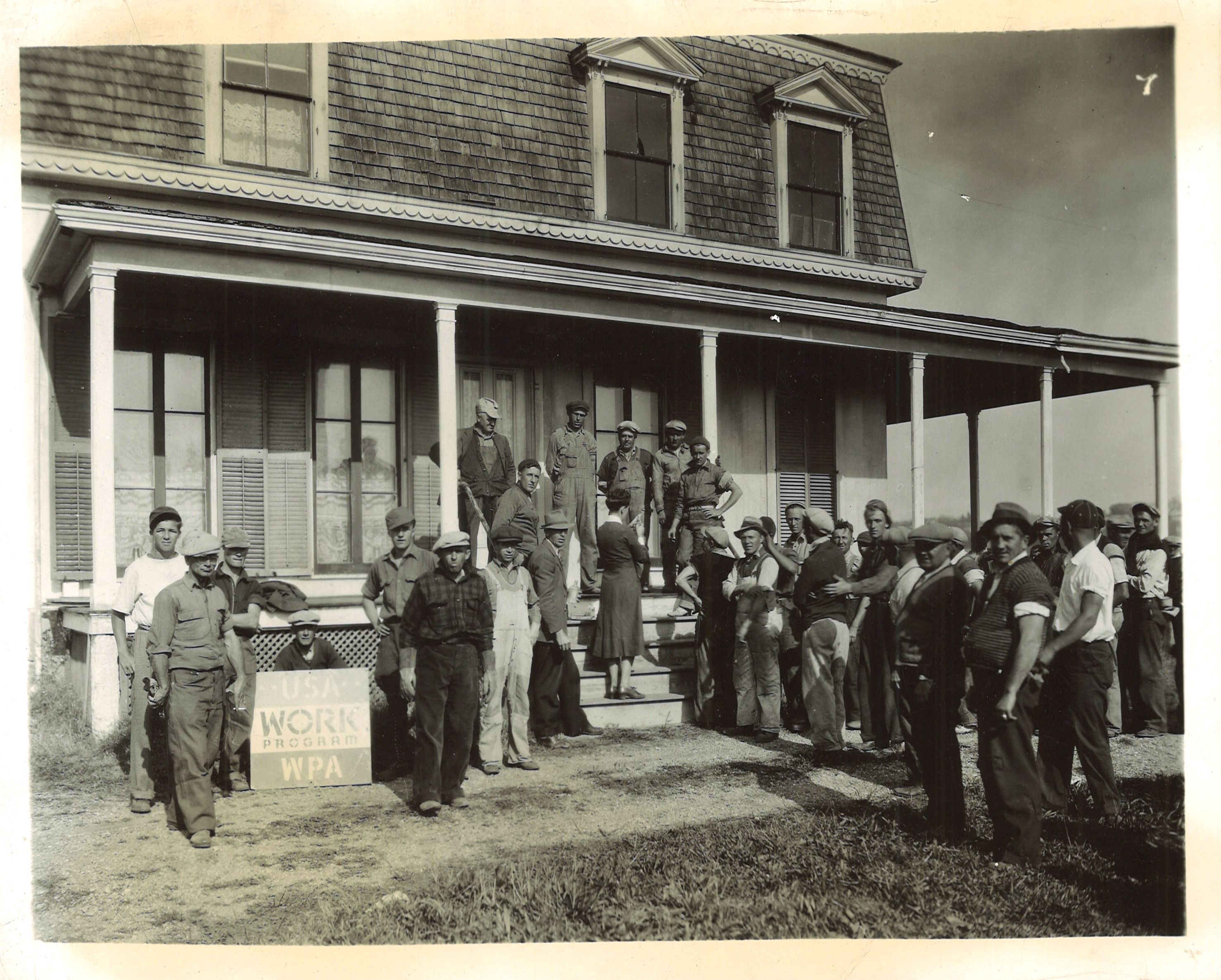 W.P. A. workers being innoculated by nurse Miss June Henebry of the State Board of Health (Lot 276)